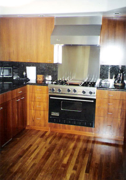 Modern kitchen design by Maurer Construction