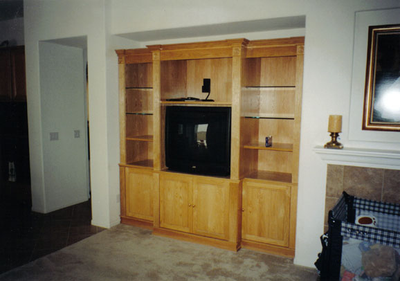 Modern living room design by Maurer Construction
